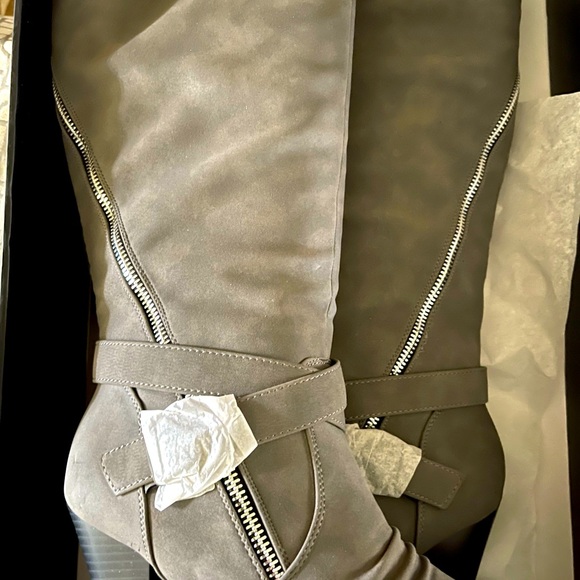 Just fab boots in Grey 7.5 - Picture 1 of 6